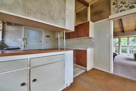 Photo of property in 5a Springbank Lane, Te Atatu Peninsula, Auckland, 0610