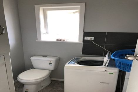 Photo of property in 5 Kerry Place, Papakura, 2110