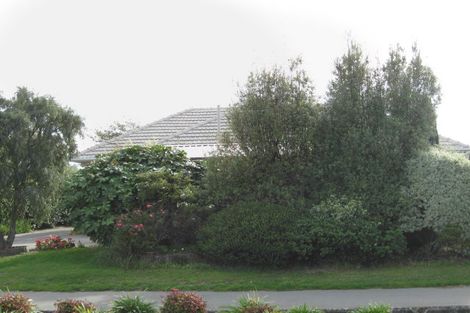 Photo of property in 64 Middlepark Road, Sockburn, Christchurch, 8042