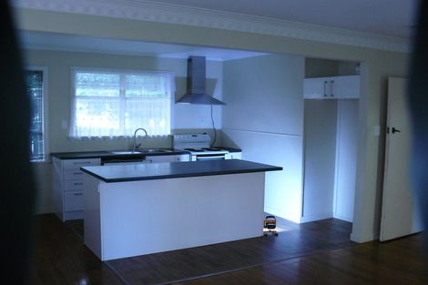 Photo of property in 1/128 Triangle Road, Massey, Auckland, 0614