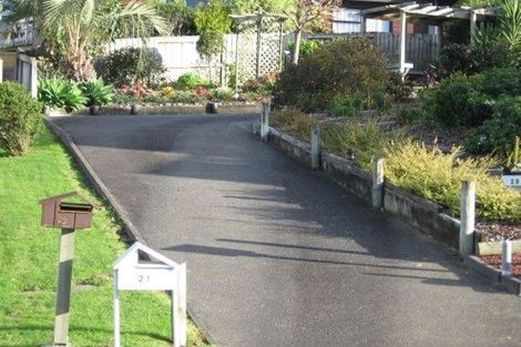 Photo of property in 21 Hinemoa Place, Snells Beach, 0920