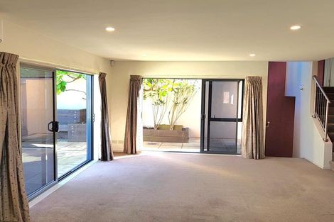 Photo of property in 43 Bleakhouse Road, Howick, Auckland, 2014