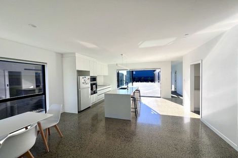 Photo of property in 43 Kikorangi Drive, Wainui, Silverdale, 0992
