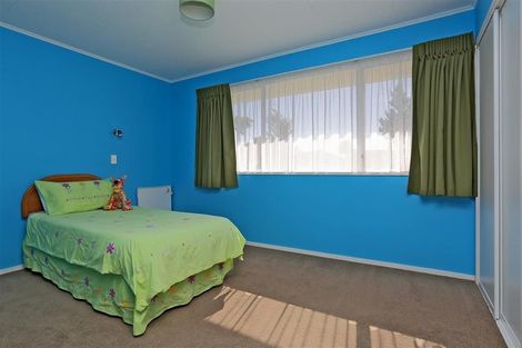 Photo of property in 11 Crichton Place, Taradale, Napier, 4112