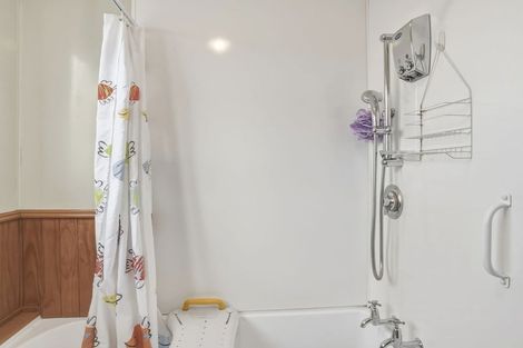 Photo of property in 21 Bradshaw Street, South Dunedin, Dunedin, 9012