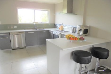 Photo of property in 1/43 Don Buck Road, Massey, Auckland, 0614