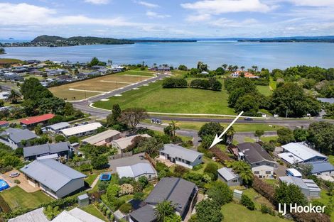 Photo of property in 136 Athenree Road, Athenree, Katikati, 3177