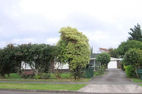 Photo of property in 24 Matai Street, Waikanae, 5036