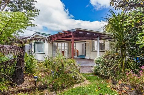 Photo of property in 29 Strid Road, Te Atatu South, Auckland, 0610