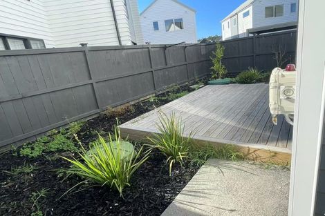 Photo of property in 6 Babos Avenue, Kumeu, 0810