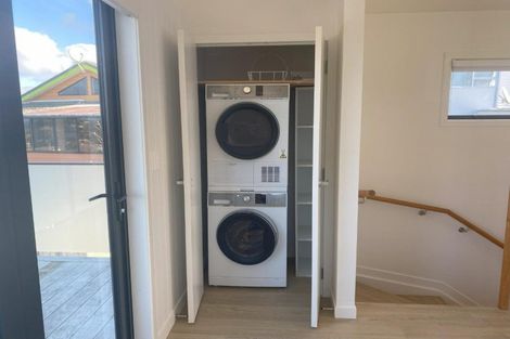 Photo of property in 774b Whangaparaoa Road, Manly, Whangaparaoa, 0930