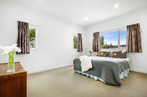 Photo of property in 15 Paparoa Crescent, Aotea, Porirua, 5024