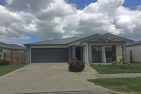 Photo of property in 18 Treestump Road, Takanini, 2112