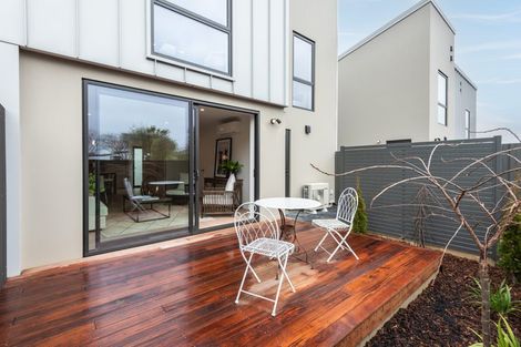 Photo of property in 200c Springfield Road, St Albans, Christchurch, 8014