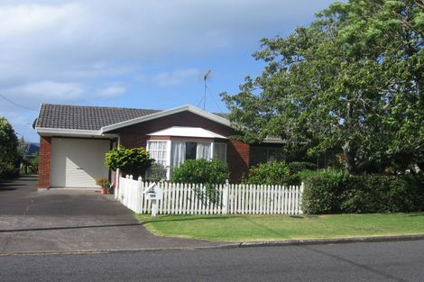 Photo of property in 1/13 Brook Street, Milford, Auckland, 0620