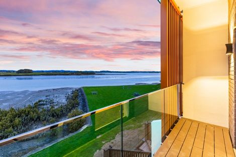 Photo of property in 10/21 Hazards Road, Weymouth, Auckland, 2103