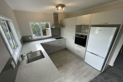 Photo of property in 14 West Road, Northland, Wellington, 6012