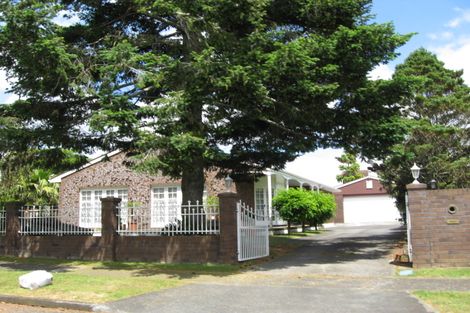 Photo of property in 25 Landscape Road, Pukekohe, 2120