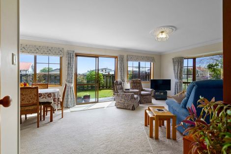 Photo of property in 55b Queen Street, Cambridge, 3434