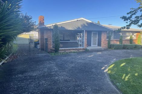 Photo of property in 102 Browning Street, Leamington, Cambridge, 3432