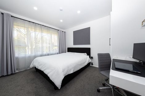 Photo of property in 9 Bevington Street, Avonhead, Christchurch, 8042