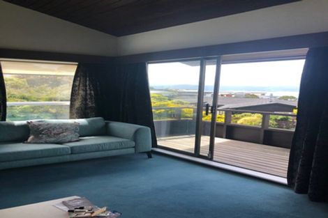 Photo of property in 2/54 Rama Crescent, Khandallah, Wellington, 6035