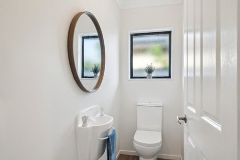 Photo of property in 150b Winchester Street, Levin, 5510