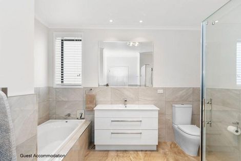 Photo of property in 6r Jason Place, Pyes Pa, Tauranga, 3112