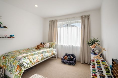 Photo of property in 10 Limes Avenue, Parklands, Christchurch, 8083