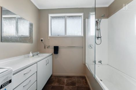 Photo of property in 66b Molyneux Avenue, Cromwell, 9310
