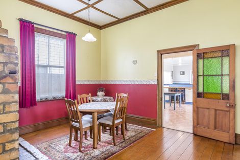 Photo of property in 73 Hutchinson Avenue, New Lynn, Auckland, 0600