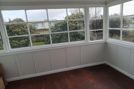 Photo of property in 23 Johnston Street, Foxton, 4814