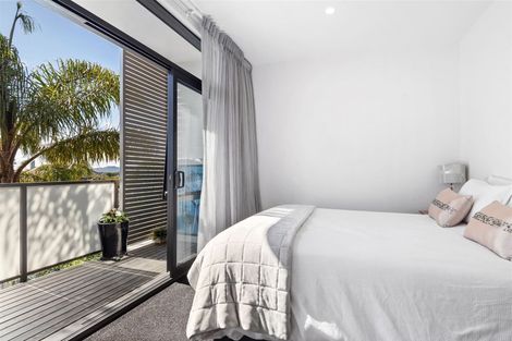 Photo of property in 6/50 Ocean View Road, Northcote, Auckland, 0627