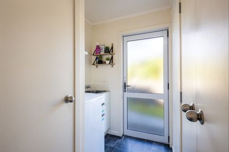 Photo of property in 6a Shaldon Crescent, Blagdon, New Plymouth, 4310