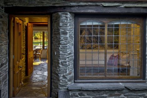 Photo of property in 11 Arrowtown-lake Hayes Road, Lake Hayes, Queenstown, 9371