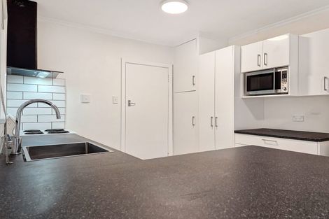 Photo of property in 50 Randwick Road, Northland, Wellington, 6012