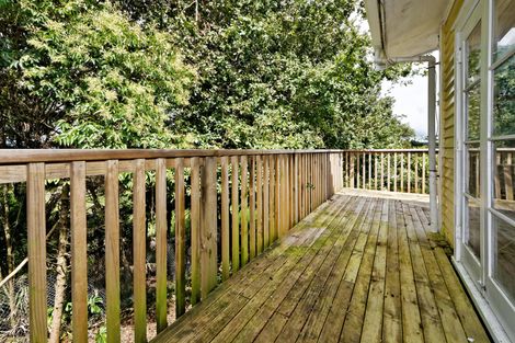 Photo of property in 5a Springbank Lane, Te Atatu Peninsula, Auckland, 0610