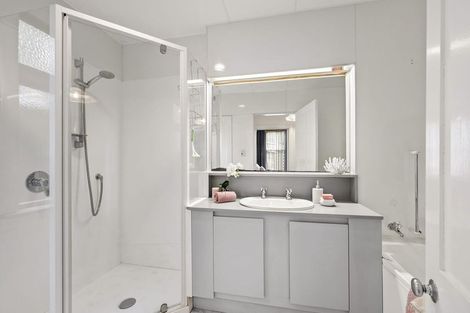 Photo of property in 6 Doctors Common, Mount Victoria, Wellington, 6011