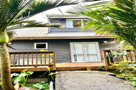 Photo of property in 13 Schnapper Rock Road, Greenhithe, Auckland, 0632