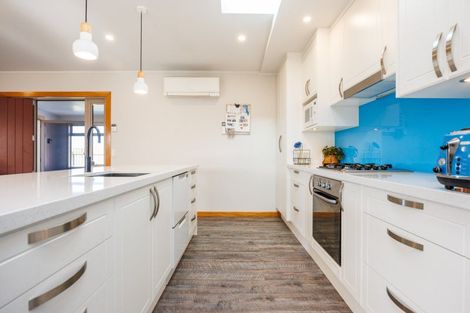 Photo of property in 3 Forbes Road, Foxton Beach, Foxton, 4815
