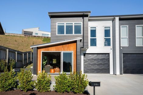 Photo of property in 115a Queen Charlotte Drive, Aotea, Porirua, 5024