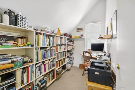 Photo of property in 14u3 Harriett Street, Thorndon, Wellington, 6011