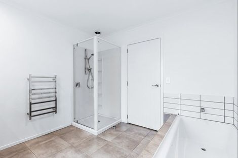 Photo of property in 28 Bastille Court, Rangatira Park, Taupo, 3330