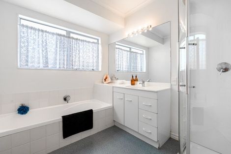 Photo of property in 52 Stephens Place, Hairini, Tauranga, 3112