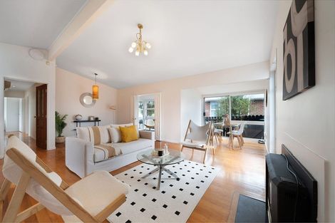 Photo of property in 174 Don Buck Road, Massey, Auckland, 0614