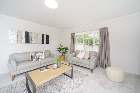 Photo of property in 155 Summerhill Drive, Fitzherbert, Palmerston North, 4410