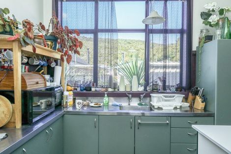 Photo of property in 18 Thompson Street, Greymouth, 7805