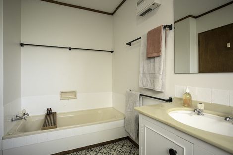 Photo of property in 71d Hall Street, Cambridge, 3434