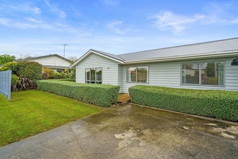 Photo of property in 10 Sackville Street, Martinborough, 5711