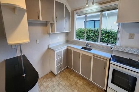 Photo of property in 90 Mangorei Road, Strandon, New Plymouth, 4312